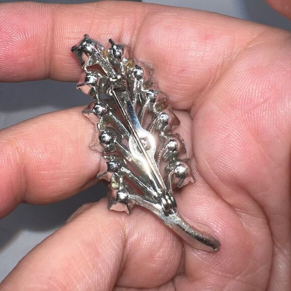 Vintage Solver Tone and‎ Rhinestone Feather Brooch - Picture 6 of 7
